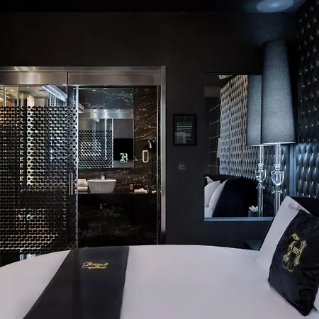Hugo'S Boutique Hotel - Adults Only-3